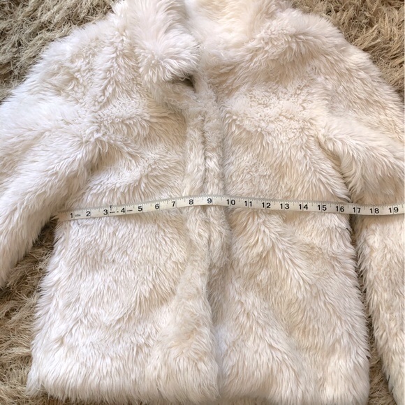 Vintage 90s Ultra Plush Soft Faux Fur Jacket - Picture 3 of 5